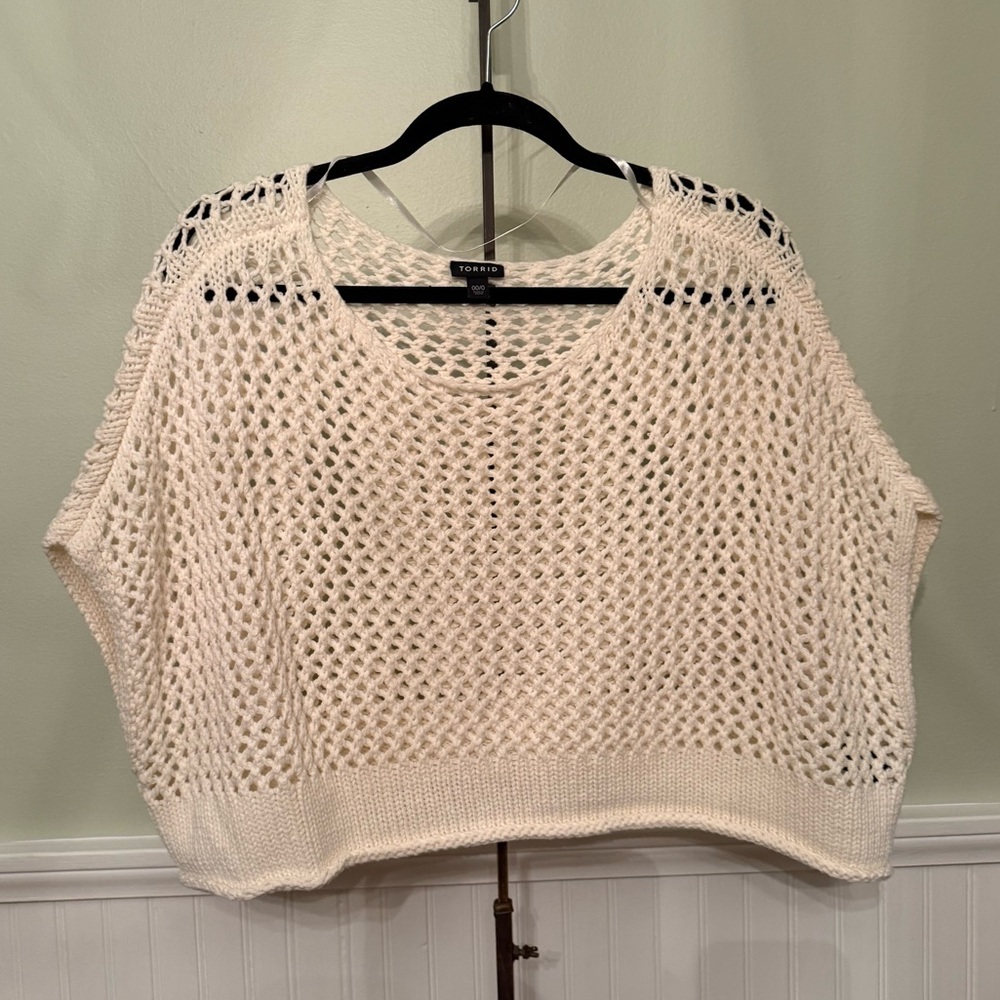 Torrid Open Stitch Pullover Oversized Cropped Sweater Size 0 - Picture 4 of 6